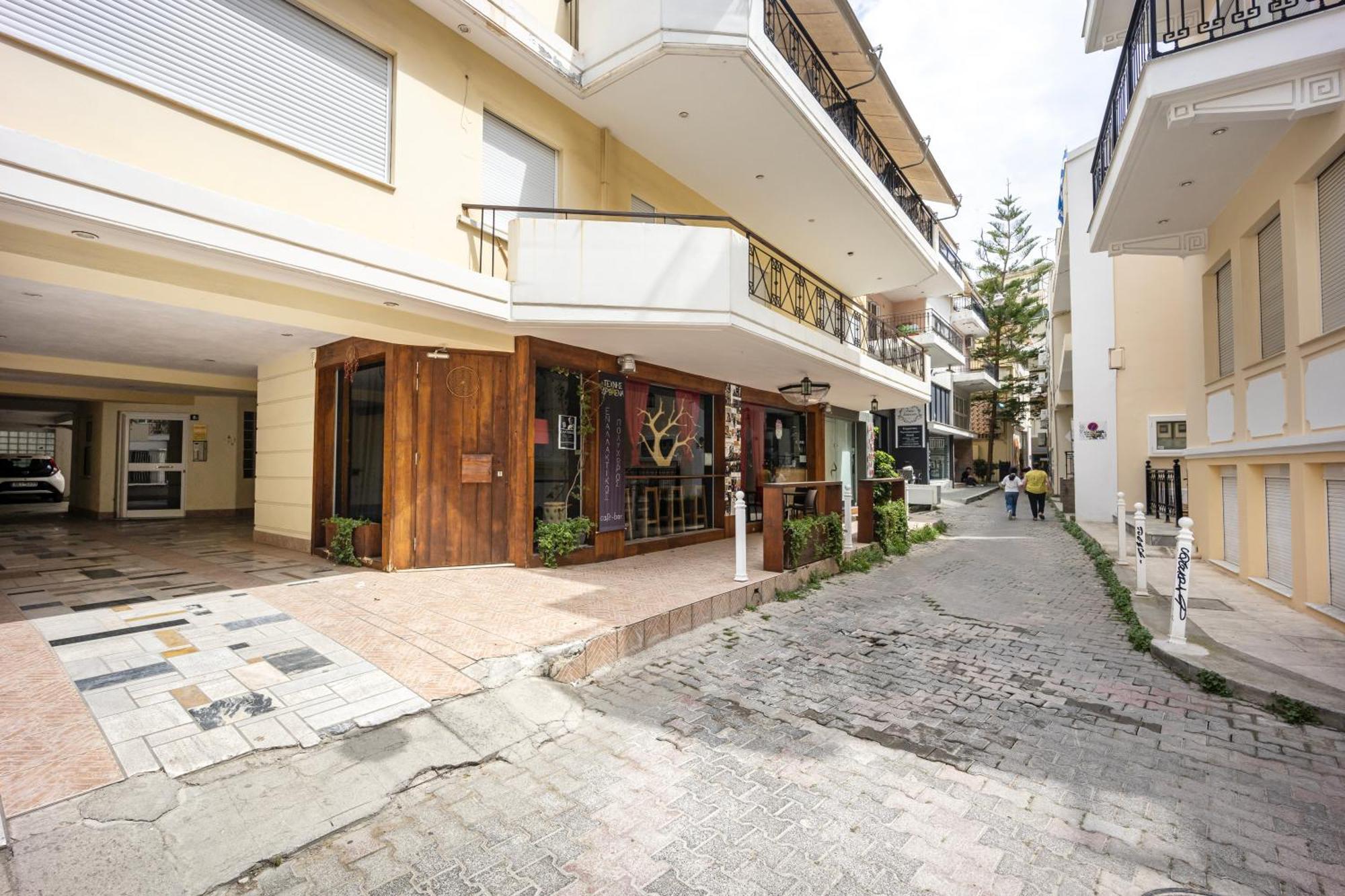 Fabulous Central Apartment Close To The Sea! คัลกิดา ภายนอก รูปภาพ